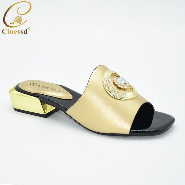 dress shoes arrival women wedding nigerian party pumps african sandal luxury decorated with metal, Black
dress shoes arrival women wedding nigerian party pumps african sandal luxury decorated with metal, Black