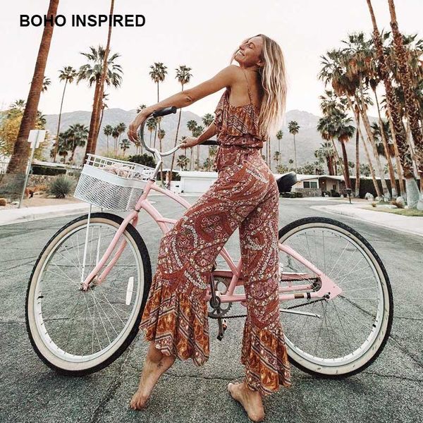 women's pants & capris retro paisley print high waist female pockets ruffle hem long bohemian flare women trousers 2021 e21, Black;white
women's pants & capris retro paisley print high waist female pockets ruffle hem long bohemian flare women trousers 2021 e21, Black;white