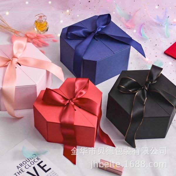 fsih heart shaped exquisite jewelry packaging boxes valentine's day itemshexagonal heart shaped octagonal jewelry boxes octagonal boxex, Black;white
fsih heart shaped exquisite jewelry packaging boxes valentine's day itemshexagonal heart shaped octagonal jewelry boxes octagonal boxex, Black;white