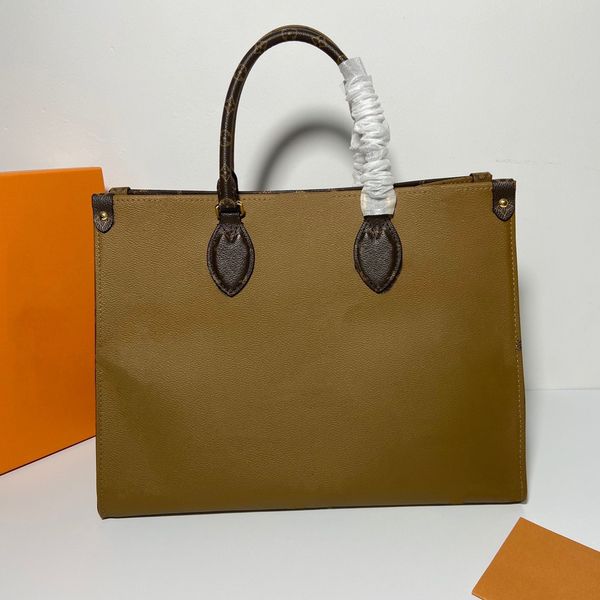 onthego in brown 34cm 41cm size woman composite shopping bag with giant canvas one side and reverse on the other 45321
onthego in brown 34cm 41cm size woman composite shopping bag with giant canvas one side and reverse on the other 45321