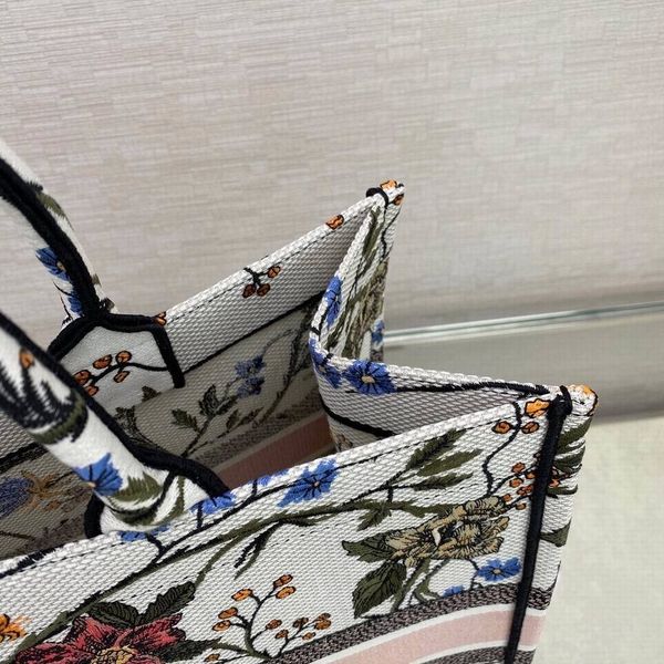 70% off design handbag 2021 ladies luxury fashion embroidery large capacity regular canvas tote bag ftvw
70% off design handbag 2021 ladies luxury fashion embroidery large capacity regular canvas tote bag ftvw