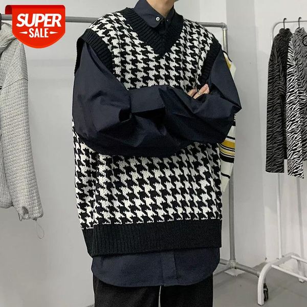 2021 men's loose knitted vest sleeveless plaid printing pullover wool sweater coats mens clothing clothes sweaters #6l7n, White;black
2021 men's loose knitted vest sleeveless plaid printing pullover wool sweater coats mens clothing clothes sweaters #6l7n, White;black