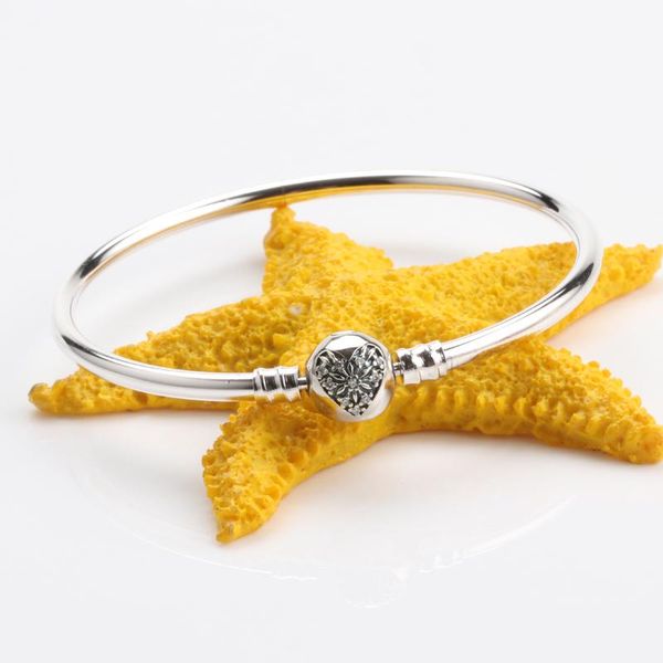 charm bracelets fashion 100% 925 sterling silver bracelet bangle 1:1 with logo engraved for pb0011 european charms diy jewelry gift, Golden;silver
charm bracelets fashion 100% 925 sterling silver bracelet bangle 1:1 with logo engraved for pb0011 european charms diy jewelry gift, Golden;silver