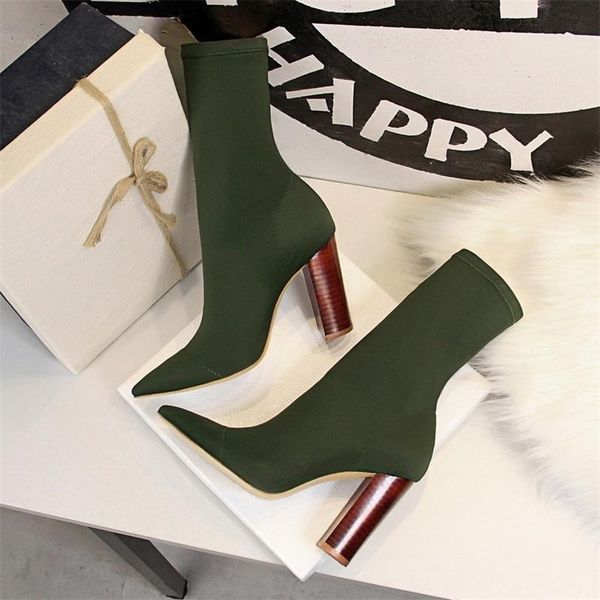 boots 2021 skinny elastic women's middle cylinder wool knitted socks shoes thick heel high short, Black
boots 2021 skinny elastic women's middle cylinder wool knitted socks shoes thick heel high short, Black