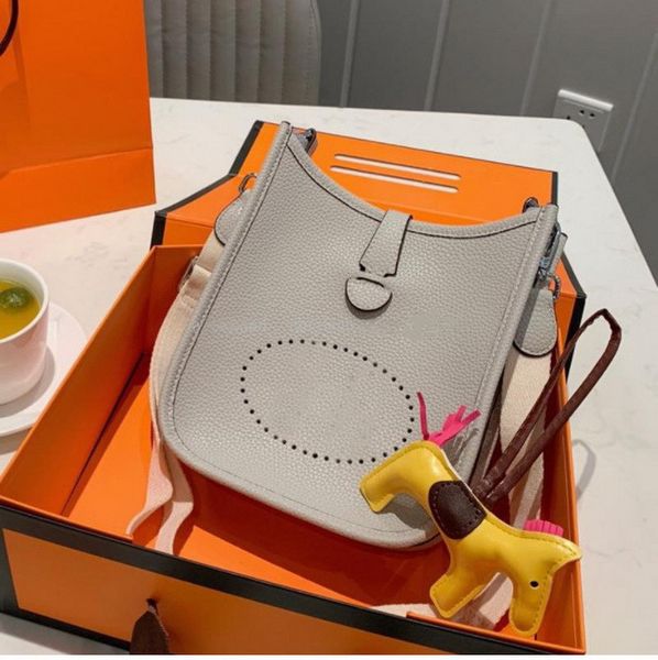 handbags purse cross body bag plain lichi pattern fashion h letter width belt lady classic genuine leather single shoulder bagshilengahnj
handbags purse cross body bag plain lichi pattern fashion h letter width belt lady classic genuine leather single shoulder bagshilengahnj