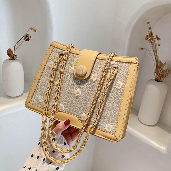shoulder bags embroidered flowers small pu leather crossbody for women 2021 splicing handbags and purse female cross body bag
shoulder bags embroidered flowers small pu leather crossbody for women 2021 splicing handbags and purse female cross body bag