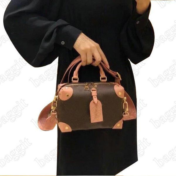 petite malle souple womens designer chain bags cross body leather handbag designers luxurys handle purse wallets flap messenger bag purses m
petite malle souple womens designer chain bags cross body leather handbag designers luxurys handle purse wallets flap messenger bag purses m
