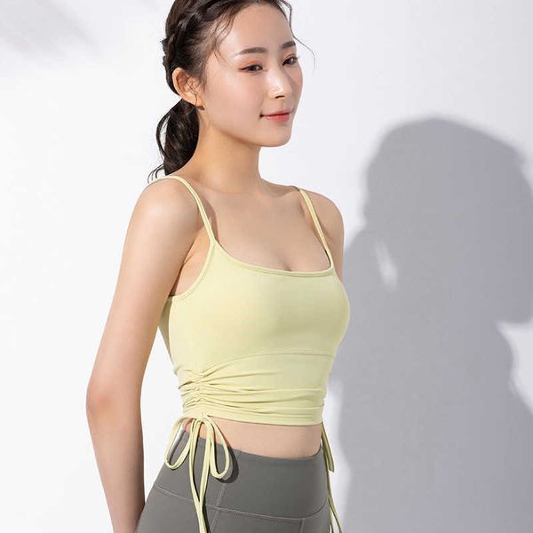 2021 spring and summer fast drying sports underwear gathered back fitness vest women's length adjustable yoga bra, Black;white
2021 spring and summer fast drying sports underwear gathered back fitness vest women's length adjustable yoga bra, Black;white