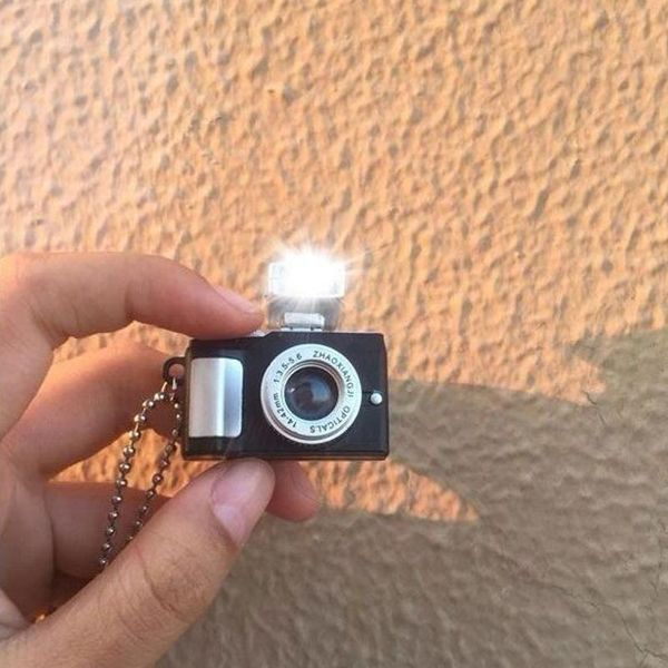 pendant necklaces creative camera shape necklace with sound effect fashion for women men (no pograph function), Silver
pendant necklaces creative camera shape necklace with sound effect fashion for women men (no pograph function), Silver