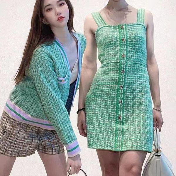 two piece dress high edition 21 spring and summer small fragrant wind green plaid knitting sling a word this year's suit is sweet, White
two piece dress high edition 21 spring and summer small fragrant wind green plaid knitting sling a word this year's suit is sweet, White