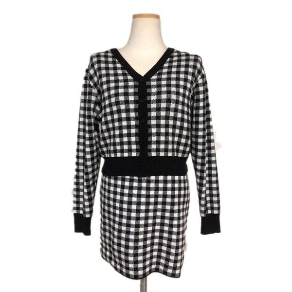 women's two piece pants skirt set 2 crop knitted long-sleeve pencil +plaid jacket women sweater winter, White
women's two piece pants skirt set 2 crop knitted long-sleeve pencil +plaid jacket women sweater winter, White