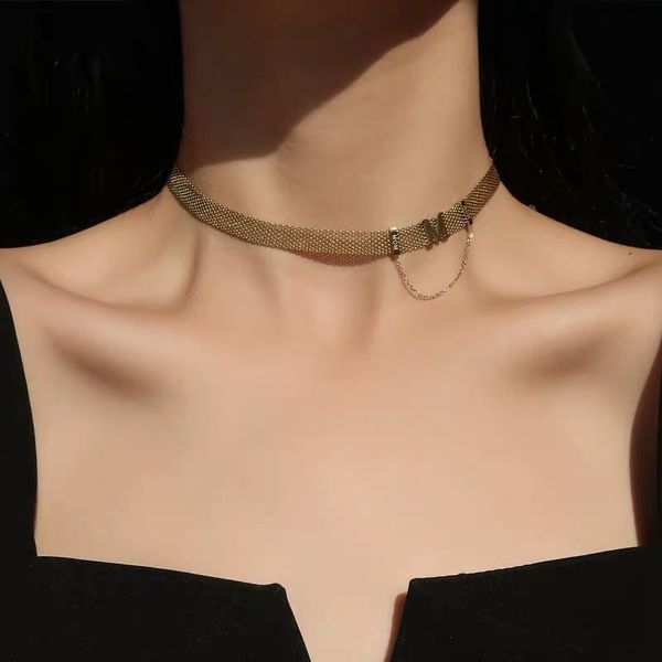 chokers meyrroyu stainless steel wide gold color letter necklace for women chain choker 2021 trend party gift fashion jewelry, Golden;silver
chokers meyrroyu stainless steel wide gold color letter necklace for women chain choker 2021 trend party gift fashion jewelry, Golden;silver