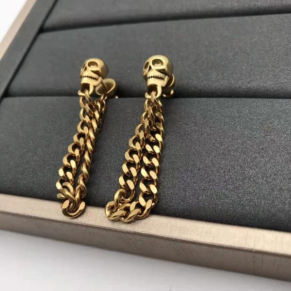 design jewelry skull long clavicle chain fashion temperament earrings 925 silver needle, Golden
design jewelry skull long clavicle chain fashion temperament earrings 925 silver needle, Golden