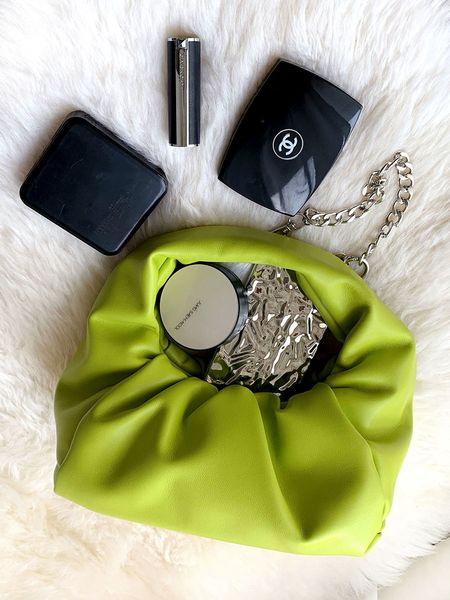 venetas bottega female summer armpit high sense foreign style hand fold real cowhide dumpling bag d designer handbag wan
venetas bottega female summer armpit high sense foreign style hand fold real cowhide dumpling bag d designer handbag wan