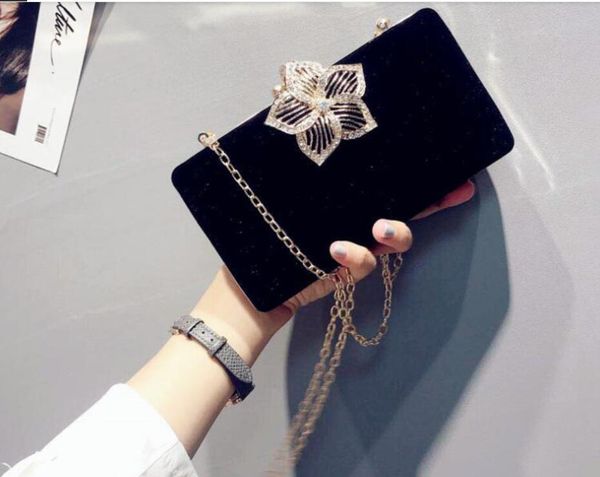 2022 red black velet rhinestones evening bag wedding purse finger ring diamonds chain shoulder handbags crystal evening bag 02
2022 red black velet rhinestones evening bag wedding purse finger ring diamonds chain shoulder handbags crystal evening bag 02