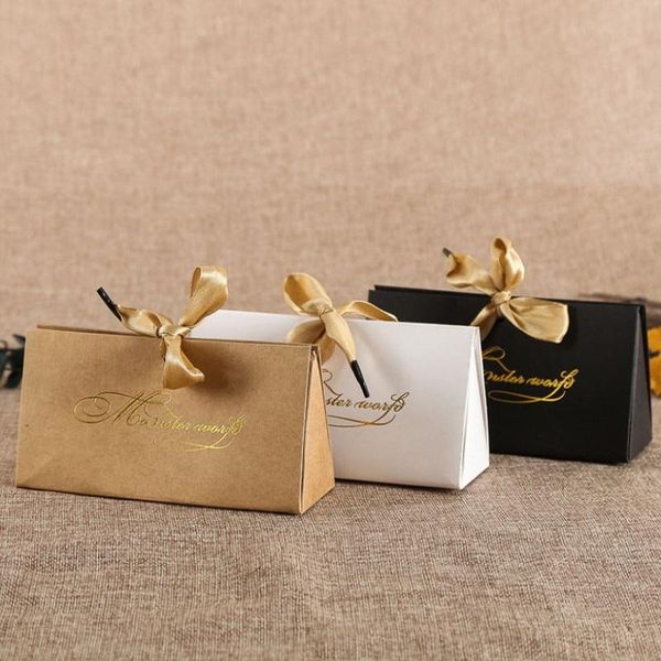gift wrap 10pcs/lot creative kraft paper box cardboard package valentine's day candy storage boxes with ribbons
gift wrap 10pcs/lot creative kraft paper box cardboard package valentine's day candy storage boxes with ribbons