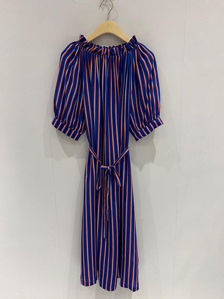 party dresses women dress2021 summer monolayer crepe de chine silk dress with antique stripes puffy sleeves and belt, White;black
party dresses women dress2021 summer monolayer crepe de chine silk dress with antique stripes puffy sleeves and belt, White;black