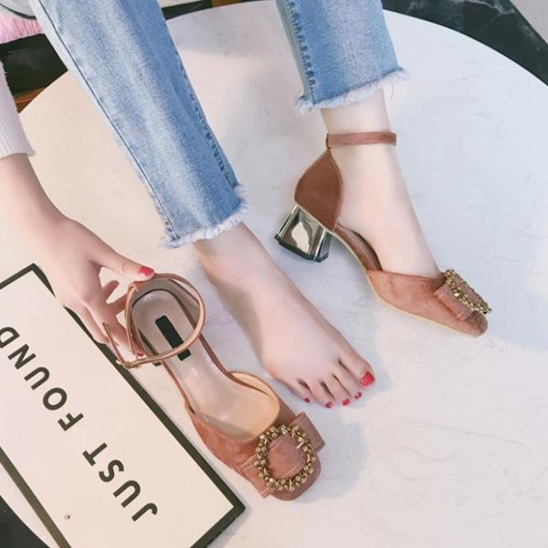 dress shoes for spring and fall 2021, the korean version will go with stylish retro kitten heels, Black
dress shoes for spring and fall 2021, the korean version will go with stylish retro kitten heels, Black