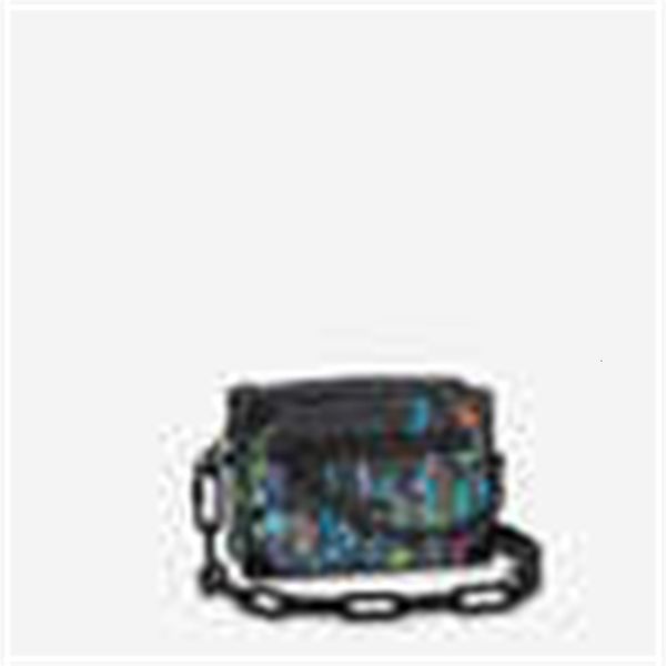 v4mz brand designer luxury m69072 soft trunk totes shoulder cross body bags wallets clutches backpacks pouches, Red;blue
v4mz brand designer luxury m69072 soft trunk totes shoulder cross body bags wallets clutches backpacks pouches, Red;blue