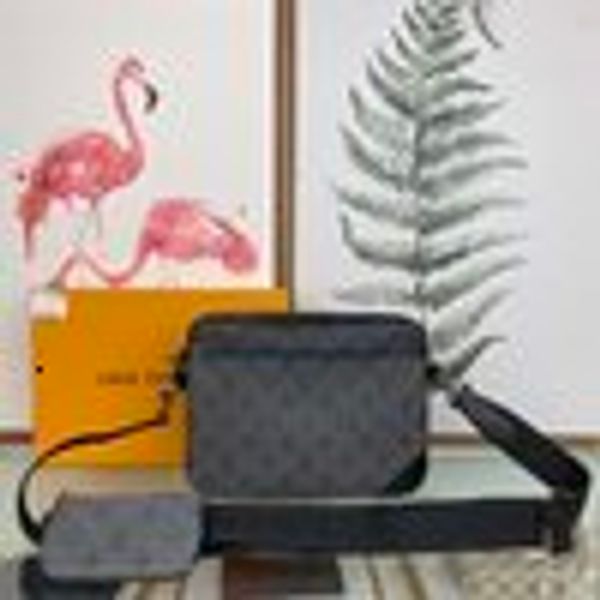 libobo6_1 91z8 m69443 backpacks handbags iconic handles shoulder bags totes cross body bag clutches evening oxidized leather business, Red;black
libobo6_1 91z8 m69443 backpacks handbags iconic handles shoulder bags totes cross body bag clutches evening oxidized leather business, Red;black