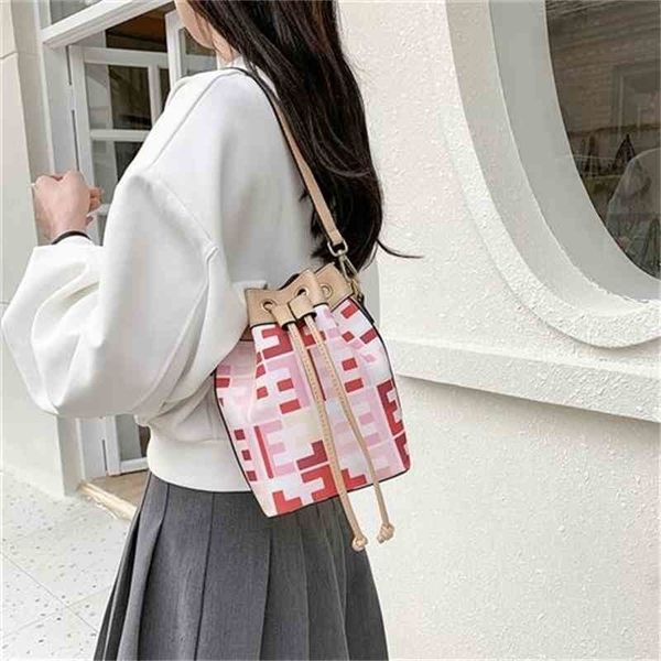 wholesale small bag women new popular 2021 korean version a versatile letter printing bucket bag yw ywluxurys designers bag
wholesale small bag women new popular 2021 korean version a versatile letter printing bucket bag yw ywluxurys designers bag