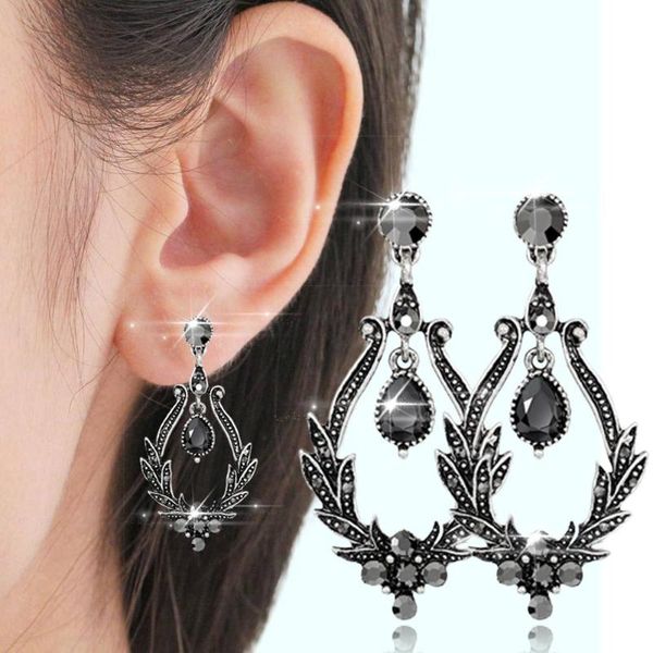 vintage women rhinestone hollow flower round dangle ear stud earrings exquisite bohemian tassel earring jewelry accessories & chandelier, Silver
vintage women rhinestone hollow flower round dangle ear stud earrings exquisite bohemian tassel earring jewelry accessories & chandelier, Silver