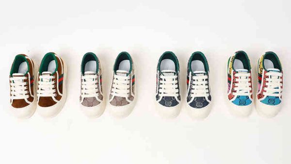 kid classics sneaker children trainer outdoor jogging footwear boy girl casual skate shoe kids fashion sport shoes size26-35266e, Black;red
kid classics sneaker children trainer outdoor jogging footwear boy girl casual skate shoe kids fashion sport shoes size26-35266e, Black;red