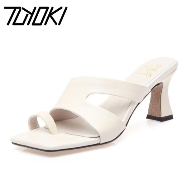tuyoki size 33-40 real leather women sandals high heels summer slippers flip flop shoes for home party footwear dress, Black
tuyoki size 33-40 real leather women sandals high heels summer slippers flip flop shoes for home party footwear dress, Black
