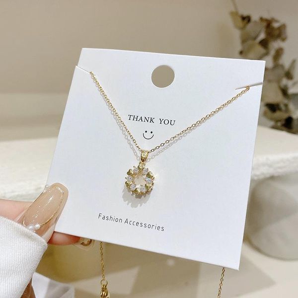 pendant necklaces 2021 fashion round zircon necklace for woem metal clavicle chain hip hop punk jewelry gift accessory, Silver
pendant necklaces 2021 fashion round zircon necklace for woem metal clavicle chain hip hop punk jewelry gift accessory, Silver