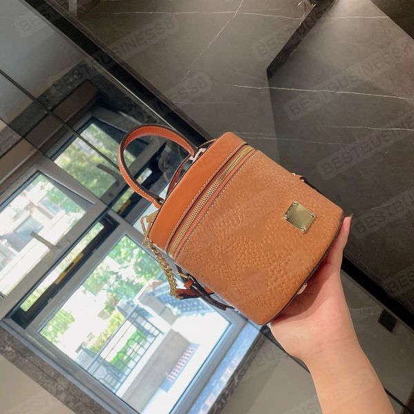leather designer ladies chain cylindrical bag crossbody fashion all-match temperament gift box packaging
leather designer ladies chain cylindrical bag crossbody fashion all-match temperament gift box packaging