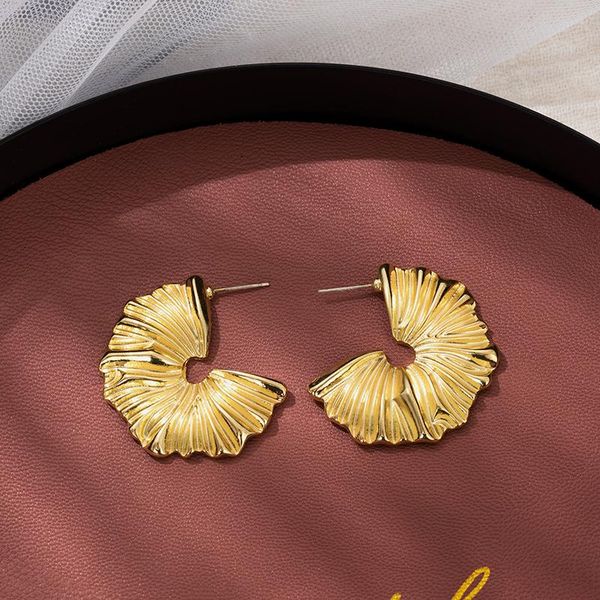 stud jaeeyin 2021 arrival gold color ocean sea snail animal irregular satin surface punk exaggerated big statement earrings, Golden;silver
stud jaeeyin 2021 arrival gold color ocean sea snail animal irregular satin surface punk exaggerated big statement earrings, Golden;silver