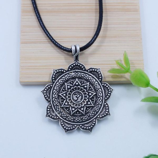pendant necklaces 10pcs yoga flower of life om lotus shape necklace mandala tibetan buddhist meditation jewelry, Silver
pendant necklaces 10pcs yoga flower of life om lotus shape necklace mandala tibetan buddhist meditation jewelry, Silver