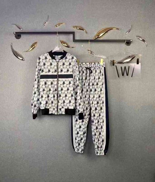 2022 factory wholesale new autumn sky star printed coat harlan pants casual two piece set women kf7n, Gray
2022 factory wholesale new autumn sky star printed coat harlan pants casual two piece set women kf7n, Gray