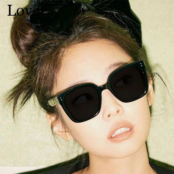 sunglasses fashion women 2021 oversized square mens sun glasses korean famous retro rivet silver mirror shades, White;black
sunglasses fashion women 2021 oversized square mens sun glasses korean famous retro rivet silver mirror shades, White;black