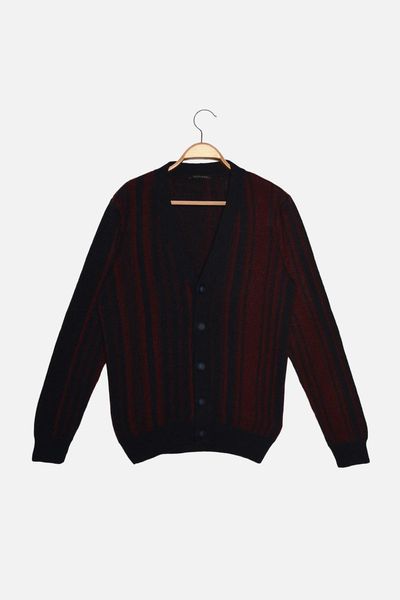 men's sweaters trendyol men 's slim fit v-neck striped knitwear cardigan tmnaw22hi0209, White;black
men's sweaters trendyol men 's slim fit v-neck striped knitwear cardigan tmnaw22hi0209, White;black