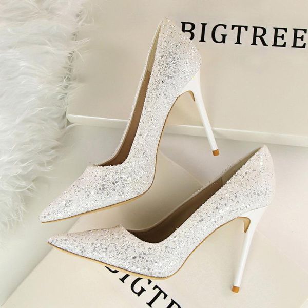dress shoes women's high heels shallow mouth pointed feet stiletto sequins ladies single 2021 spring and autumn wedding larg, Black
dress shoes women's high heels shallow mouth pointed feet stiletto sequins ladies single 2021 spring and autumn wedding larg, Black