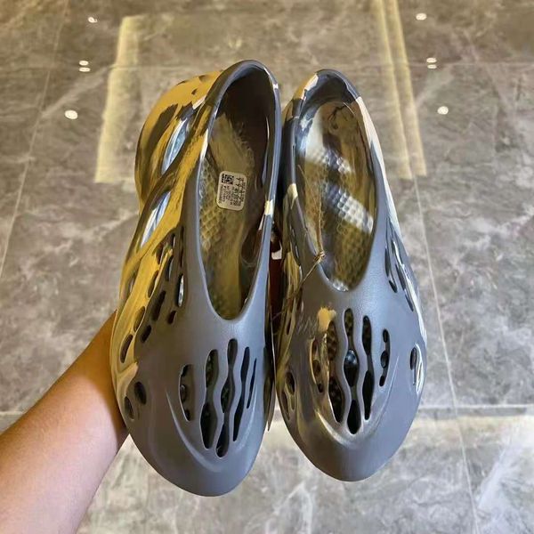 kanye slides west bone resin desert sand slippers black white red slide earth brown men women mens womens sandals soot core pure enfora zmm
kanye slides west bone resin desert sand slippers black white red slide earth brown men women mens womens sandals soot core pure enfora zmm