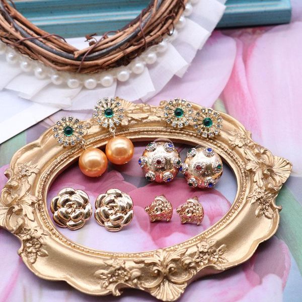 cute earrings pretty exquisite sweet design texture temperament flower stud brincos party accessories, Golden;silver
cute earrings pretty exquisite sweet design texture temperament flower stud brincos party accessories, Golden;silver