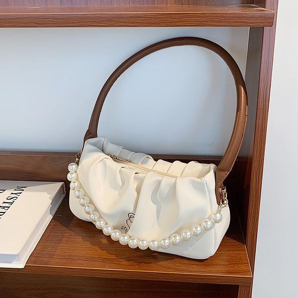 shoulder bags niche design bag female wild 2021 fashion fold cloud underarm square width: 25cm
shoulder bags niche design bag female wild 2021 fashion fold cloud underarm square width: 25cm