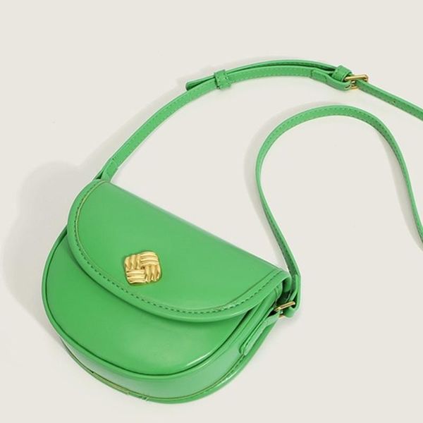 evening bags 2021 fashion solid color all-match single shoulder messenger bag lady saddle purses and handbags sac a main
evening bags 2021 fashion solid color all-match single shoulder messenger bag lady saddle purses and handbags sac a main