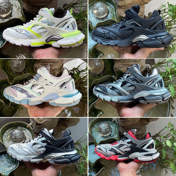 2021 triple 4.0 running shoes 3m triple-s black white tess gomma maille jogging fashion sport sneaker with double box
2021 triple 4.0 running shoes 3m triple-s black white tess gomma maille jogging fashion sport sneaker with double box