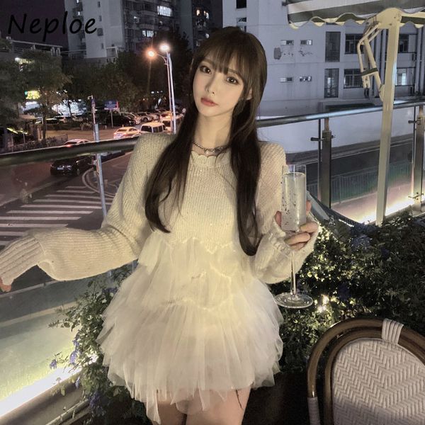 neploe o neck pullover long sleeve solid sweater women elegant irregular mesh design outwear pull femme winter slim sueter wild 210423, White;black
neploe o neck pullover long sleeve solid sweater women elegant irregular mesh design outwear pull femme winter slim sueter wild 210423, White;black