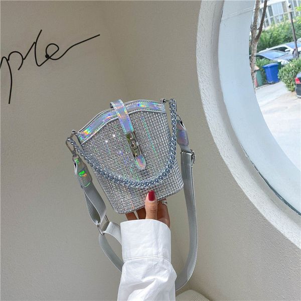 daily bag popular light diamond bag female 2021 new trendy korean style versatile bucket bag ins fashion chain shoulder messenger
daily bag popular light diamond bag female 2021 new trendy korean style versatile bucket bag ins fashion chain shoulder messenger