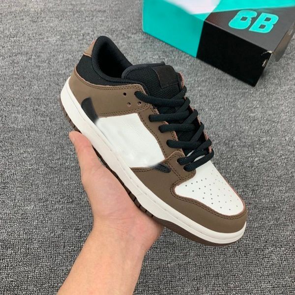 nk x strangelove low mens basketball shoes dunks travis scotts sneakers safari raygun tie dye black university red sports trainers 12dj02
nk x strangelove low mens basketball shoes dunks travis scotts sneakers safari raygun tie dye black university red sports trainers 12dj02
