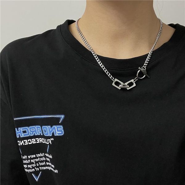 chokers hiphop ot clasp necklaces for women men jewelry vintage metal square pendant necklace titanium bijoux wholesale 2021, Golden;silver
chokers hiphop ot clasp necklaces for women men jewelry vintage metal square pendant necklace titanium bijoux wholesale 2021, Golden;silver