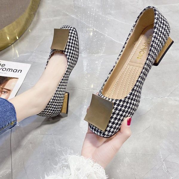 good women classic round toe office square heel pumps lady casual black plaid summer high heel shoes c6308
good women classic round toe office square heel pumps lady casual black plaid summer high heel shoes c6308