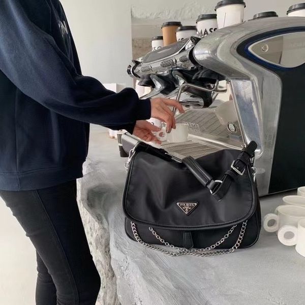 factory outlet luxury handbags and storage new star p family nylon oxford three in one armpit dual purpose portable shou
factory outlet luxury handbags and storage new star p family nylon oxford three in one armpit dual purpose portable shou