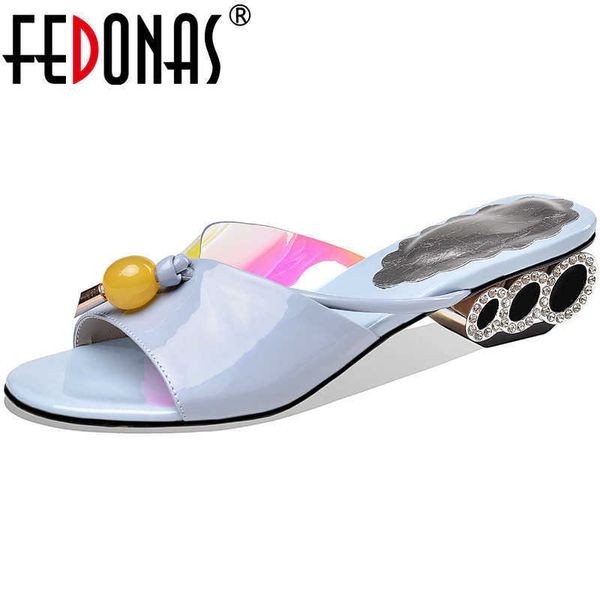 summer sweet woman slippers genuine leather thick heels sandals for walking at home shoes 210528, Black
summer sweet woman slippers genuine leather thick heels sandals for walking at home shoes 210528, Black