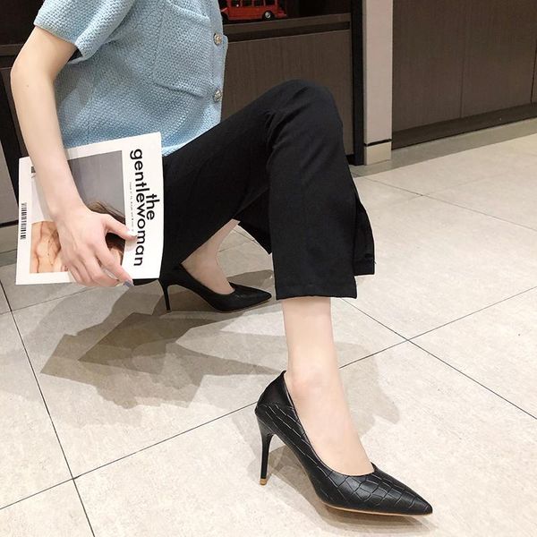dress shoes elegant pointed high heels pure color shallow mouth handmade genuine leather soft non-slip tpr women pumps, Black
dress shoes elegant pointed high heels pure color shallow mouth handmade genuine leather soft non-slip tpr women pumps, Black