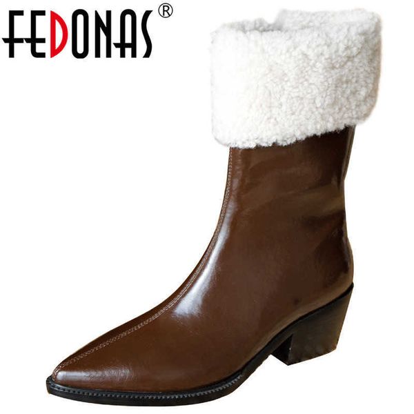 winter snow boots female shoes fashion warm genuine leather women's autumn side zipper for women 210528, Black
winter snow boots female shoes fashion warm genuine leather women's autumn side zipper for women 210528, Black